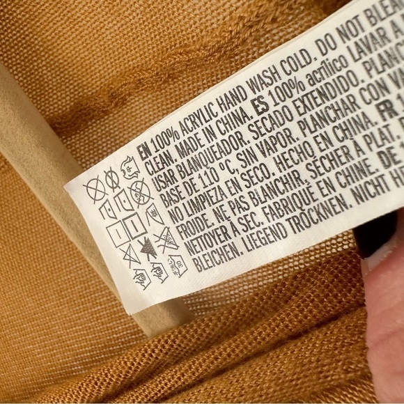 Fringe shawl - Picture 7 of 9